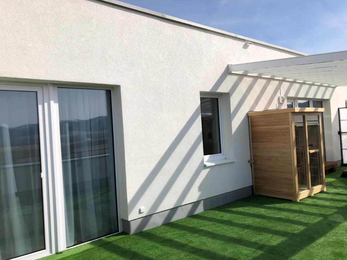 Tatra Billetee Apartman S Luxusnym Vyhladom Na Vysoketatry A Sukromnym Wellness Πόπραντ Εξωτερικό φωτογραφία